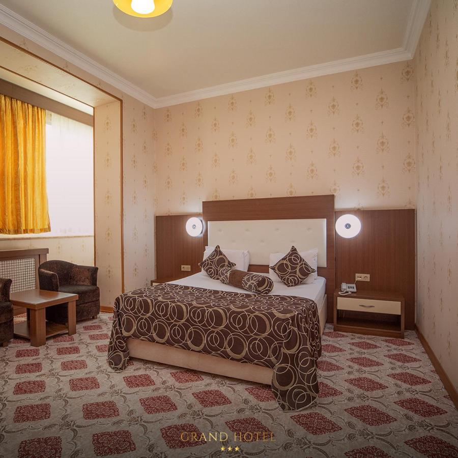 Grand Nakhchivan Hotel Exterior foto