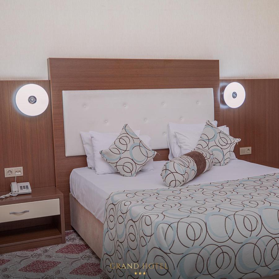 Grand Nakhchivan Hotel Exterior foto