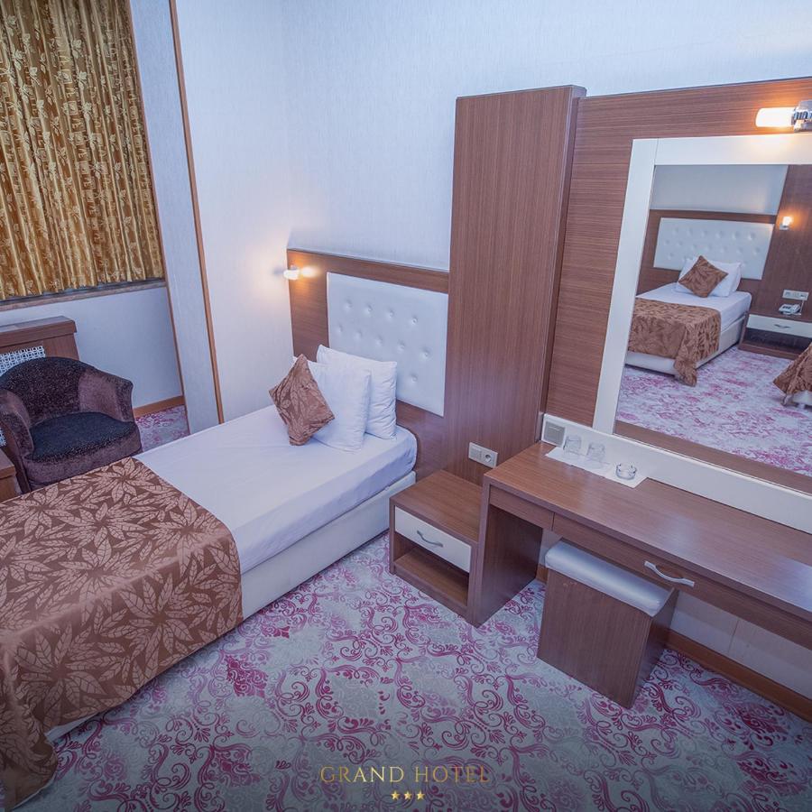 Grand Nakhchivan Hotel Exterior foto