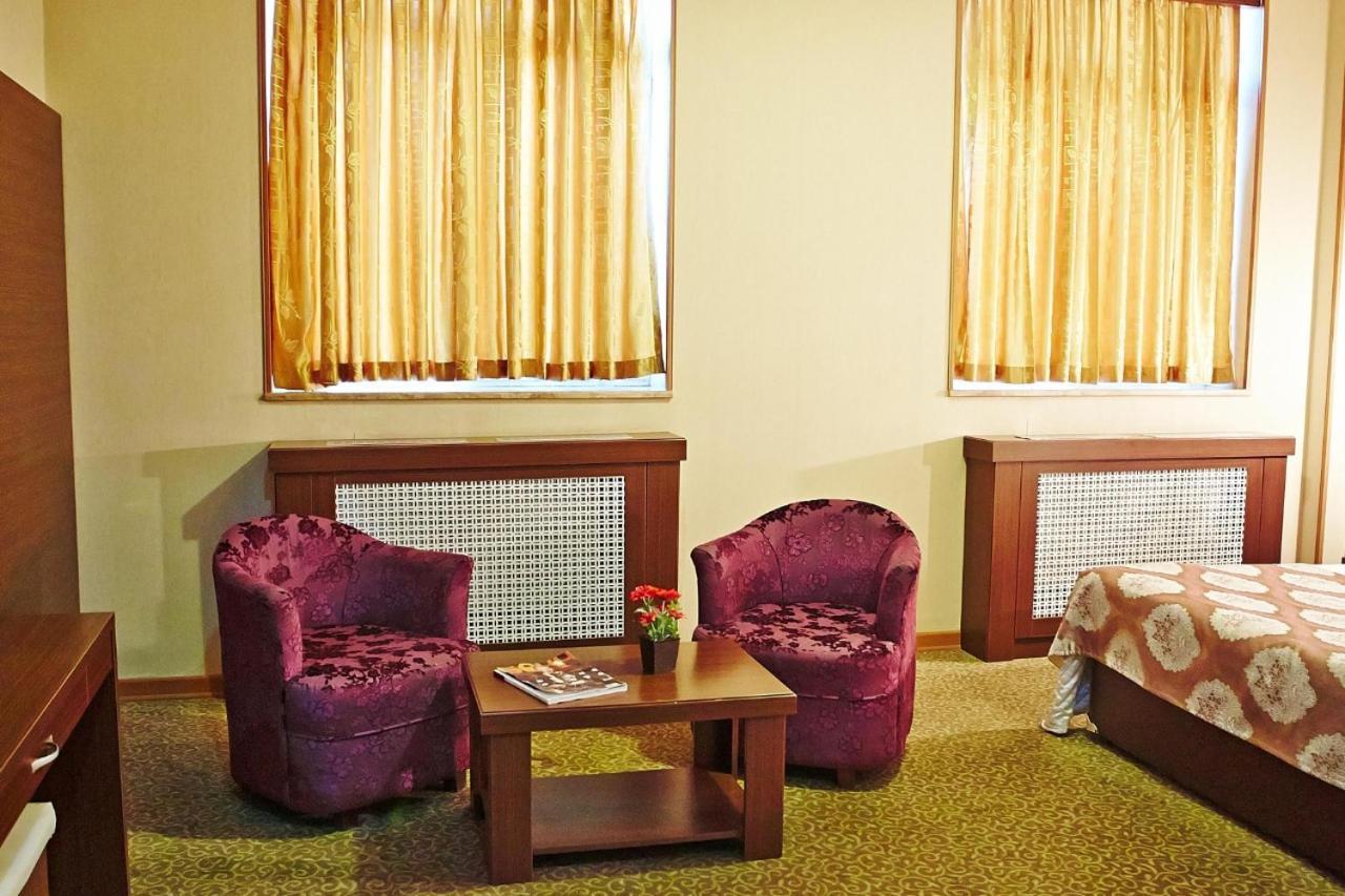 Grand Nakhchivan Hotel Exterior foto