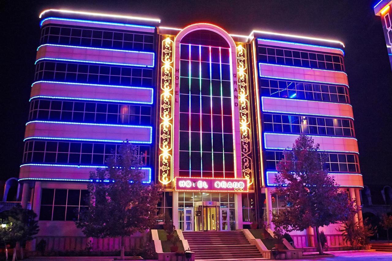 Grand Nakhchivan Hotel Exterior foto