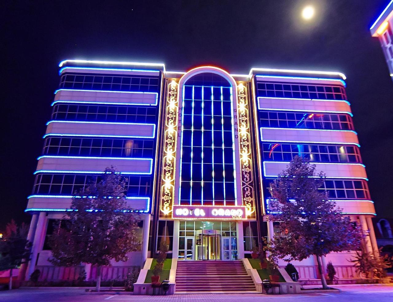 Grand Nakhchivan Hotel Exterior foto