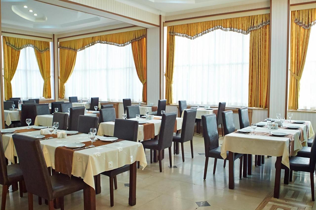 Grand Nakhchivan Hotel Exterior foto