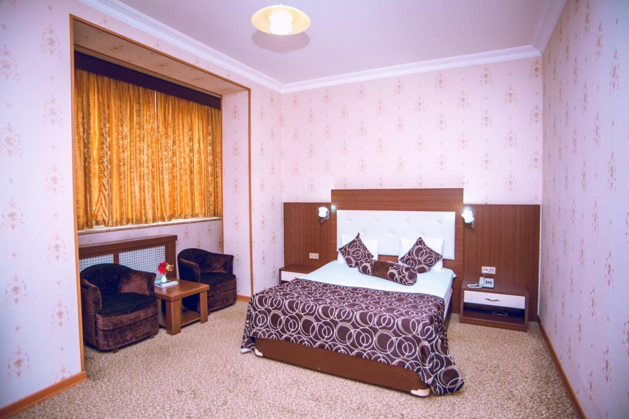 Grand Nakhchivan Hotel Exterior foto